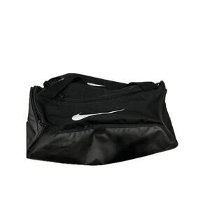 Nike Brasilia 9.5 Black Medium 60L Duffel Gym Bag